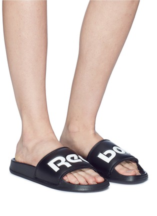 Figure View - Click To Enlarge - REEBOK - 'Classic' logo embossed slide sandals