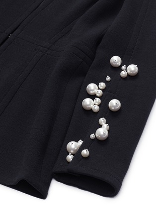  - OSCAR DE LA RENTA - Faux pearl split cuff crepe jacket