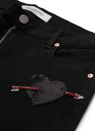  - VALENTINO GARAVANI - 'Love Story' embellished heart patch skinny jeans