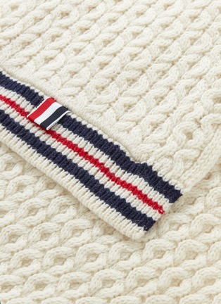 Detail View - Click To Enlarge - THOM BROWNE  - Patch pocket stripe wool cable knit scarf