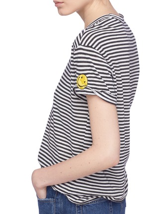 Detail View - Click To Enlarge - SANDRINE ROSE - 'The Two Hundred' smiley embroidered stripe T-shirt