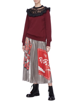 Figure View - Click To Enlarge - MARC JACOBS - Slogan print pleated metallic skirt