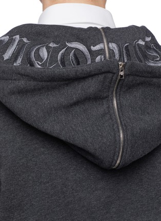 Detail View - Click To Enlarge - ALEXANDER MCQUEEN - Logo embroidered layered panel hoodie