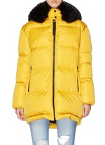 Moncler mergule 2025