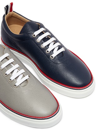 Detail View - Click To Enlarge - THOM BROWNE  - Asymmetric pebble grain leather sneakers