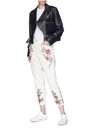 Figure View - Click To Enlarge - TOPSHOP - 'Mom' rose embroidered jeans