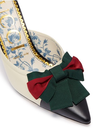 Detail View - Click To Enlarge - GUCCI - Web bow leather mules