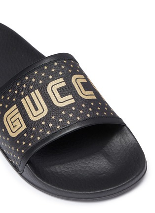 Detail View - Click To Enlarge - GUCCI - 'Guccy' logo print GG Supreme canvas pool slides