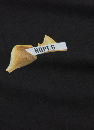 Detail View - Click To Enlarge - STUDIO CONCRETE - 'Series 1 to 10 Grocery' unisex T-shirt – 6 Fortune Cookie