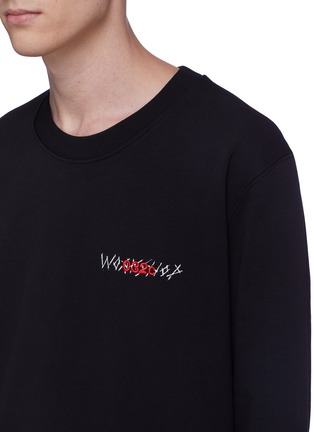 Detail View - Click To Enlarge - 032C - 'WWB' logo slogan embroidered sweatshirt