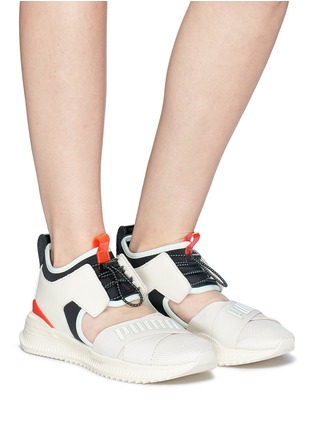 Figure View - Click To Enlarge - PUMA - 'Avid' logo cross strap cutout sneakers