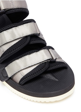 Detail View - Click To Enlarge - SUICOKE - 'GGA-V' strappy sandals