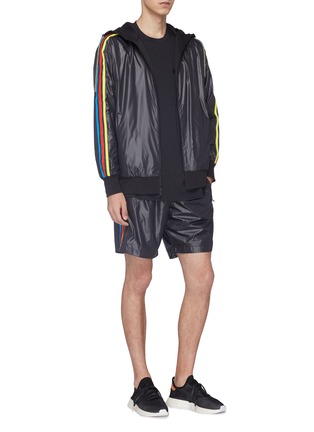 Figure View - Click To Enlarge - ADIDAS X OYSTER HOLDINGS - '48 Hour' 3-Stripes outseam shorts