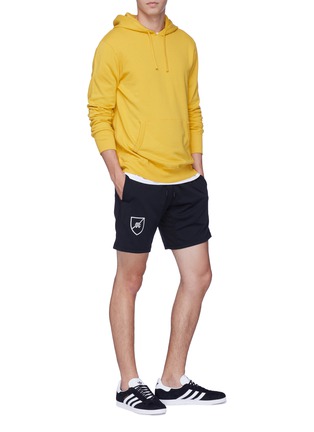 Figure View - Click To Enlarge - REIGNING CHAMP - 'Shield' logo print mesh panel track shorts