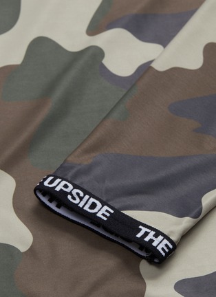  - THE UPSIDE - Camouflage print performance long sleeve T-shirt