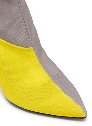 Detail View - Click To Enlarge - PIERRE HARDY - 'Kelly' colourblocked mesh boots