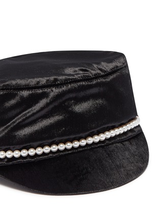 Detail View - Click To Enlarge - EUGENIA KIM - 'Elyse' faux pearl velvet newsboy cap