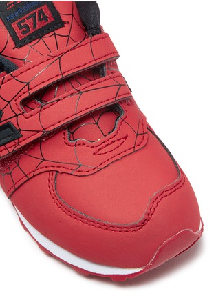 Detail View - Click To Enlarge - NEW BALANCE - x Marvel '574 Spiderman' colourblock toddler sneakers