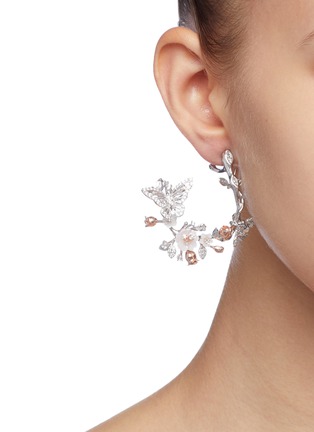 Figure View - Click To Enlarge - ANABELA CHAN - 'Butterfly Garland' diamond mother of pearl hoop earrings