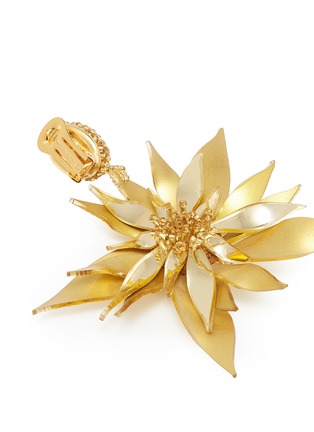 Detail View - Click To Enlarge - OSCAR DE LA RENTA - Metallic floral drop clip earrings