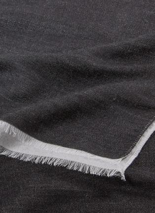 Detail View - Click To Enlarge - VALENTINO GARAVANI - Valentino Garavani Fox fur trim twill scarf