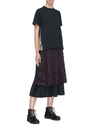 Figure View - Click To Enlarge - SACAI - Belted mix stripe plissé pleated skirt