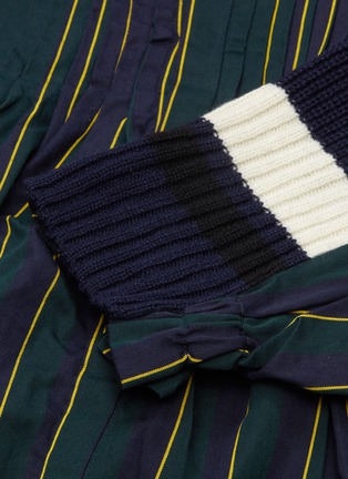  - SACAI - Stripe pleated back rib knit turtleneck sweater