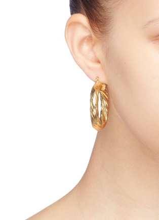 Figure View - Click To Enlarge - KENNETH JAY LANE - Twisted hoop earrings