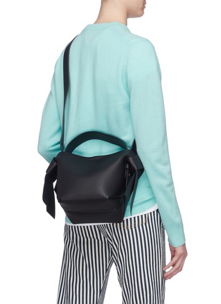 Figure View - Click To Enlarge - ACNE STUDIOS - Knot sash mini cow leather bag
