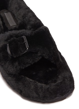 Detail View - Click To Enlarge - ALEXANDER WANG - 'Bee' buckle strap lamb fur slide sandals