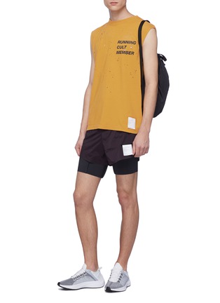 Figure View - Click To Enlarge - SATISFY - 'Short Distance 8' slogan print running shorts