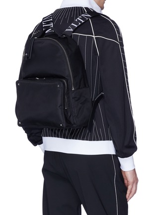 Figure View - Click To Enlarge - VALENTINO GARAVANI - Valentino Garavani Logo strap backpack