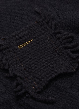  - 10633 - Frayed patch cashmere cardigan