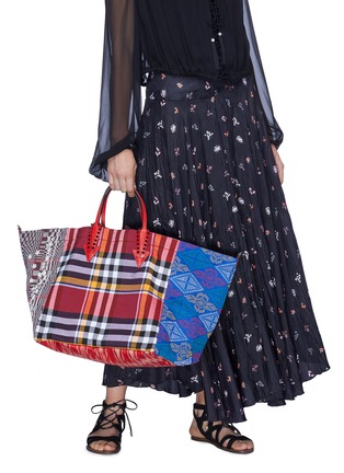 Front View - Click To Enlarge - CHRISTIAN LOUBOUTIN - 'Manilacaba' jeepney appliqué satin patchwork tote