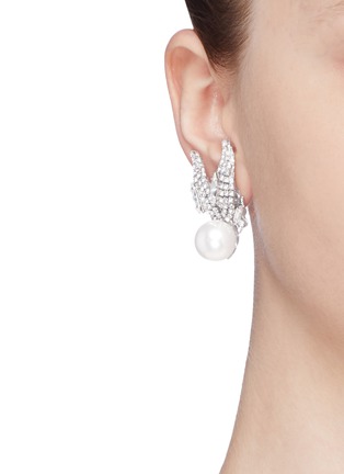 Figure View - Click To Enlarge - ERICKSON BEAMON - 'Knights' Swarovski crystal glass pearl stud earrings