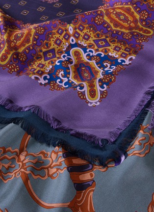 Detail View - Click To Enlarge - FRANCO FERRARI - Cavalry print silk twill scarf