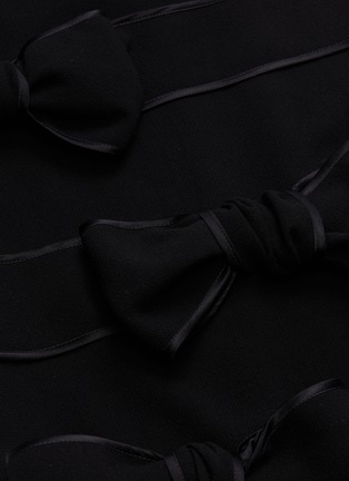 Detail View - Click To Enlarge - LEAL DACCARETT - 'Ita' bow stripe split back sheep wool skirt