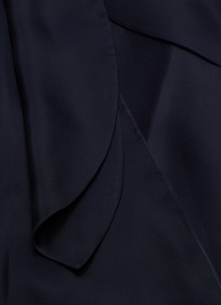  - LEAL DACCARETT - 'Aura' bow tie neck silk organza cape