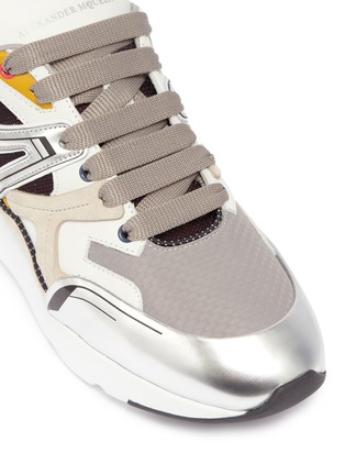 Detail View - Click To Enlarge - ALEXANDER MCQUEEN - Oversized outsole colourblock patchwork sneakers