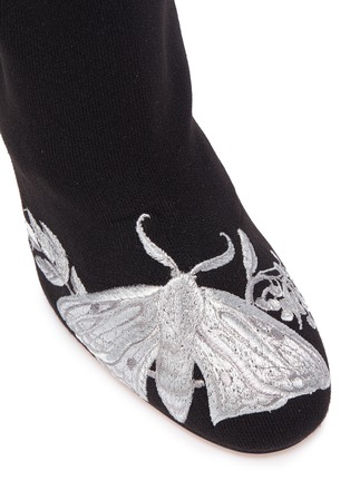 Detail View - Click To Enlarge - ALEXANDER MCQUEEN - Mirror heel embroidered sock boots