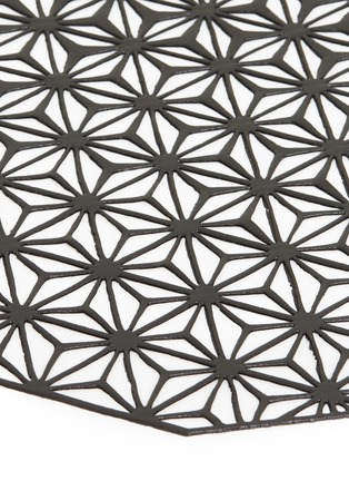 Detail View - Click To Enlarge - CHILEWICH - Kaleidoscope placemat – Black