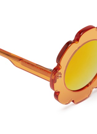 Detail View - Click To Enlarge - SONS + DAUGHTERS - 'Pixie' flower frame mirror acetate kids sunglasses