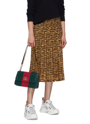 Front View - Click To Enlarge - GUCCI - 'Cestino' Web stripe woven wicker small crossbody bag