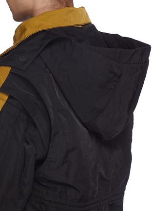 Detail View - Click To Enlarge - INDICE STUDIO - Detachable sleeve hooded colourblock field jacket