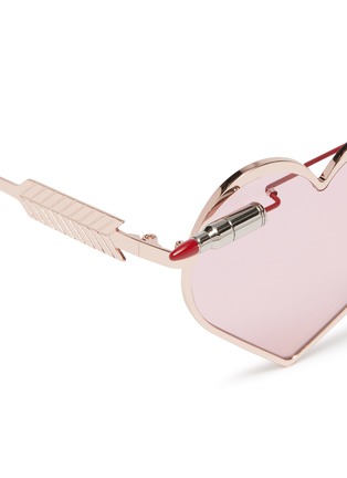 Detail View - Click To Enlarge - WHATEVER EYEWEAR - Lipstick brow bar metal heart frame sunglasses