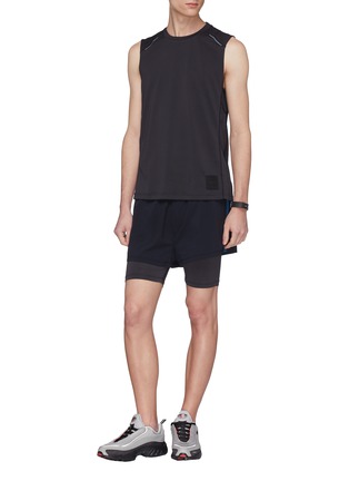 Figure View - Click To Enlarge - PARTICLE FEVER - Stripe outseam layered running shorts