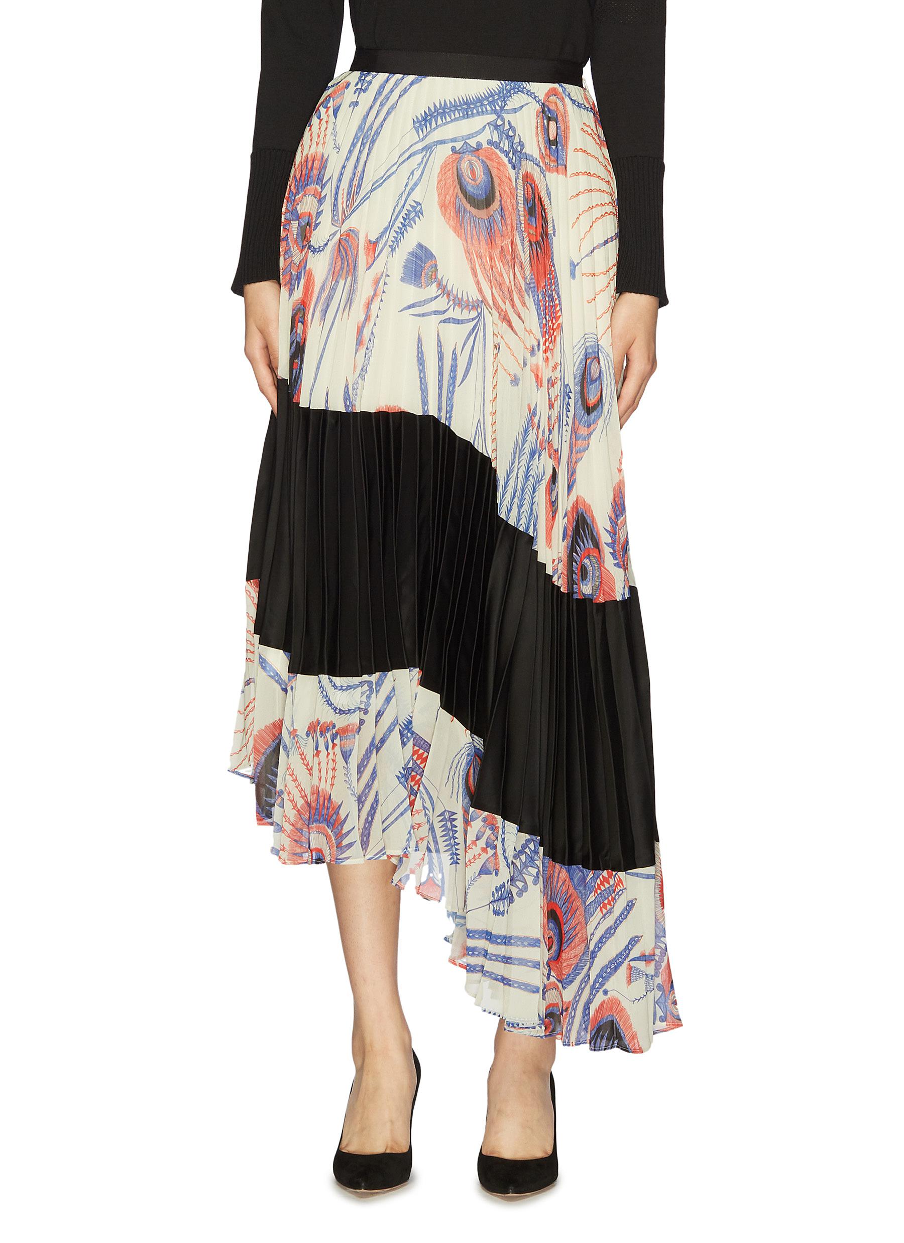 Graphic pleated skirt Clearance