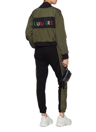 Figure View - Click To Enlarge - ÊTRE CÉCILE - 'Lumiére' slogan French Bulldog embroidered reversible bomber jacket