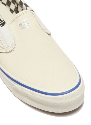 Detail View - Click To Enlarge - VANS - 'Classic Slip-On' leather panel canvas skates