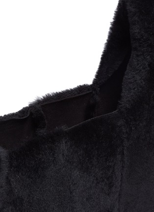 Detail View - Click To Enlarge - KARA - Mini lambskin shearling shopper bag